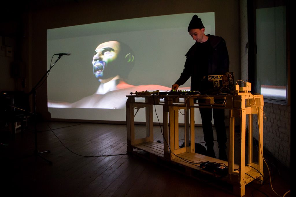 Federico_Porta_fotografo_siti_web_Est_Ovest_Festival_201400020