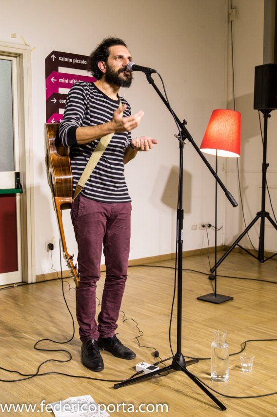 federico_porta_fotografo_musica_carmine_torchia_bagni_municipali-13